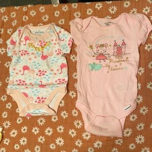 (Bundle of 2) 0-3m baby short sleeved onesie bodysuit